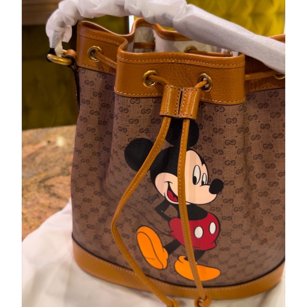 AUTHENTIC GUCCI X DISNEY Mickey Mouse Brown Bucket Bag! Collectors item! NWT!